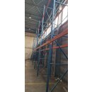 Schwerlastregale mit ca. 2500 kg Tragkraft abzugeben