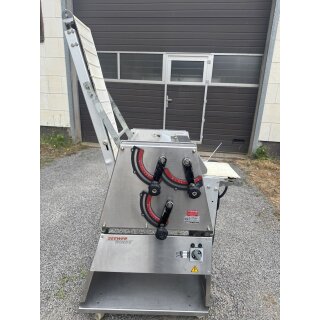 Seewer  Rondo SCR40 A18 Gipfelroller / Croissantmaschine
