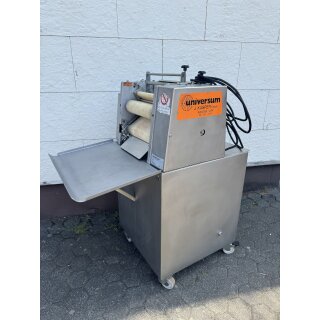 UNIVERSUM 30 /3 MM  Hörnchenwickelmaschine