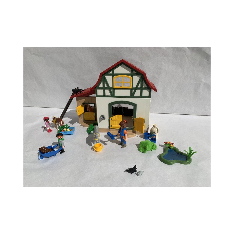  PLAYMOBIL Ponyhof mit Zubehör 