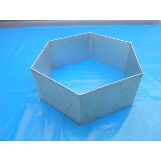 6eckiger Tortenring Aluminium ca. 18 x 15 x 6,5 cm (B x T x H)